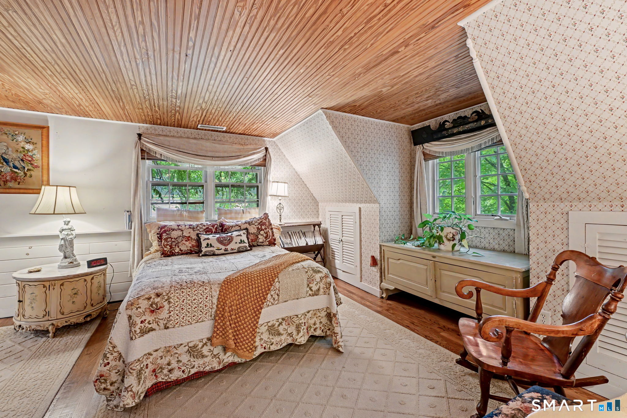 33 Center Drive Greenwich CT 06870