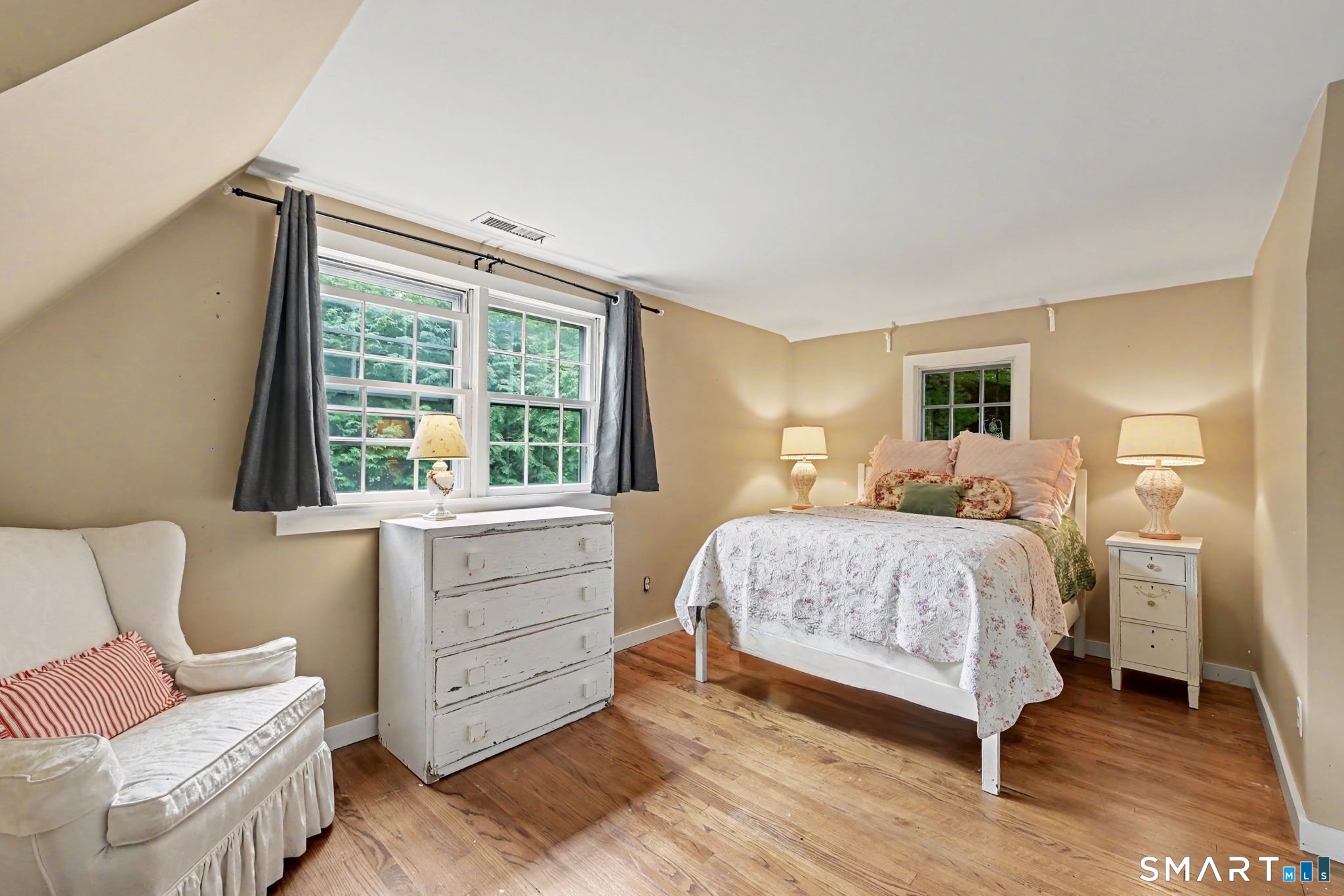 33 Center Drive Greenwich CT 06870
