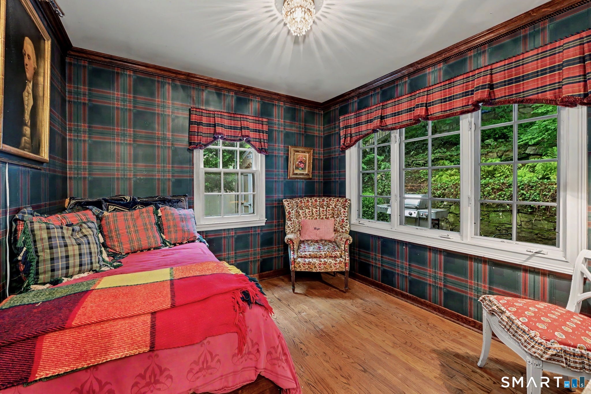 33 Center Drive Greenwich CT 06870