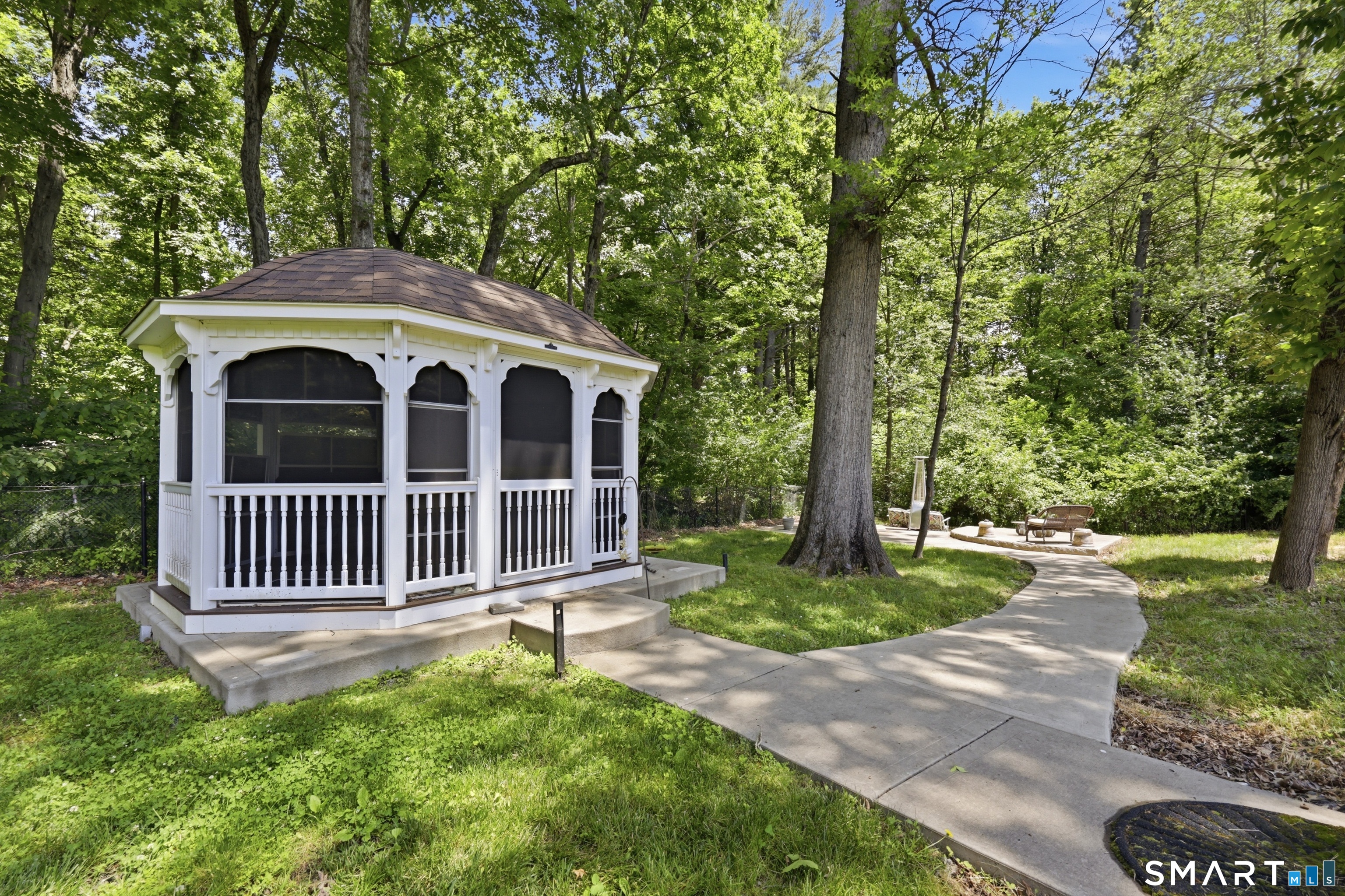 100 Somerwynd Lane Suffield CT 06078