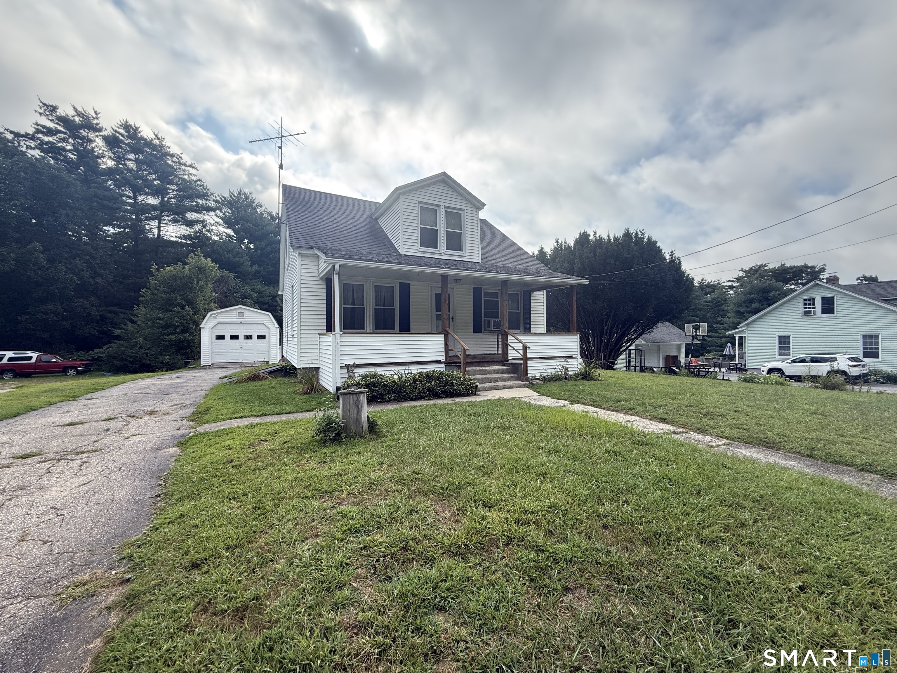 133 Church Street Thompson CT 06277