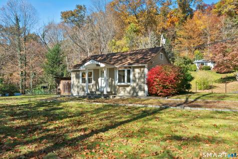 85 Manor Road Southbury CT 06488