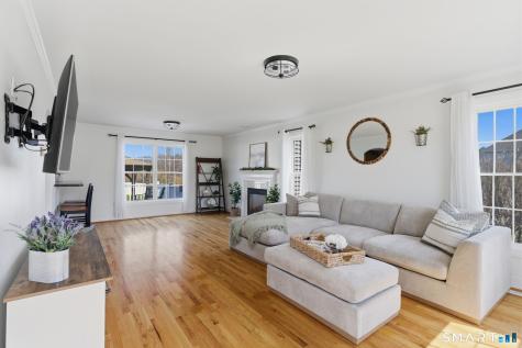 5 Hemlock Drive East Windsor CT 06016