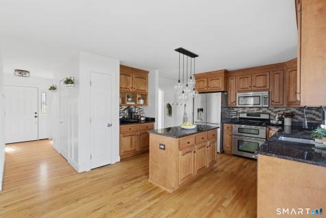 5 Hemlock Drive East Windsor CT 06016