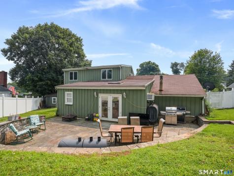 37 Old Barn South Road Stamford CT 06905