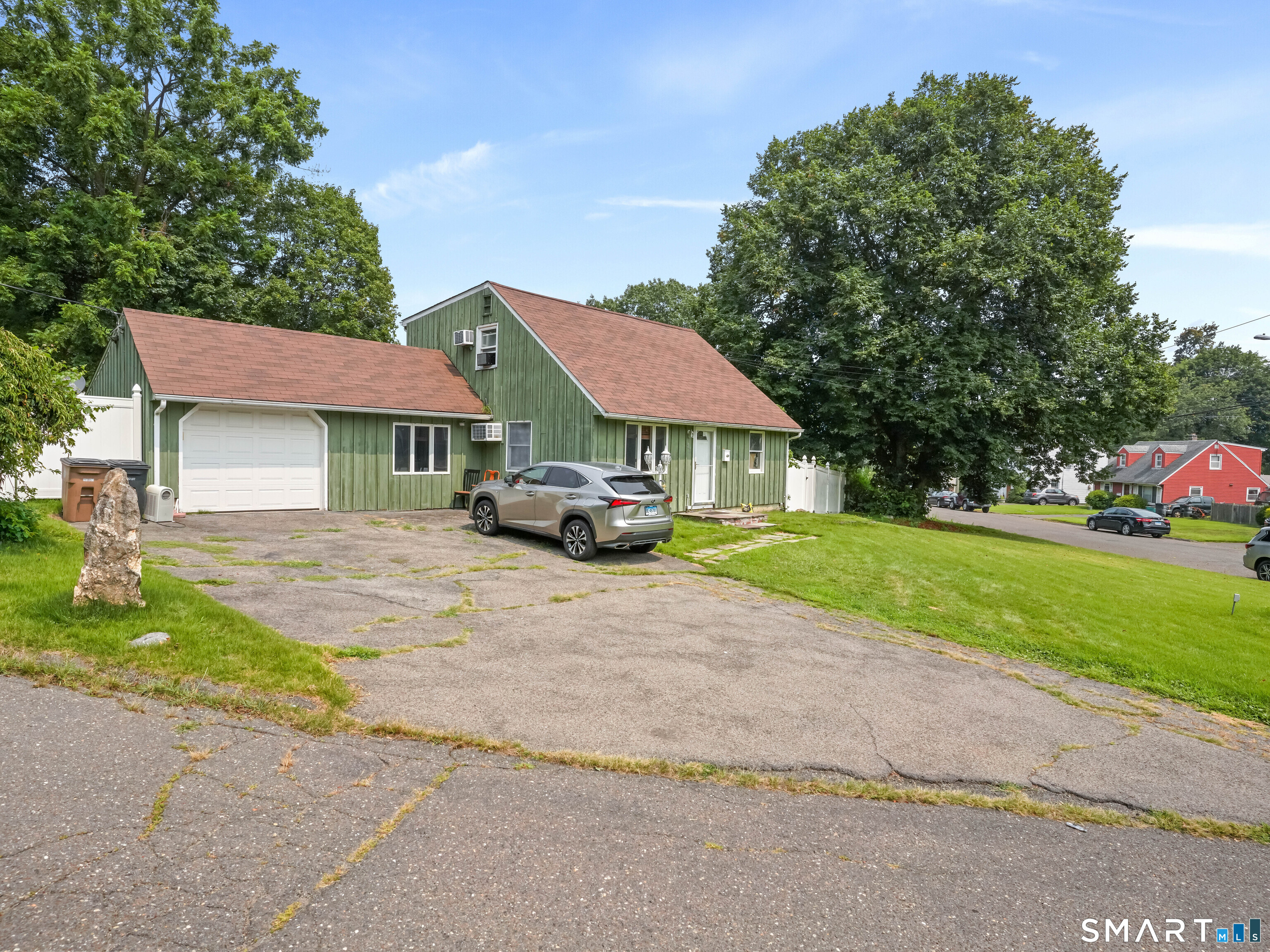 37 Old Barn South Road Stamford CT 06905
