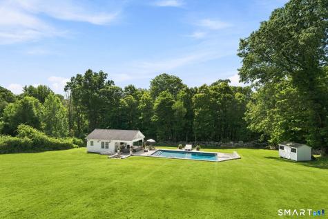 40 Great Ring Road Newtown CT 06470
