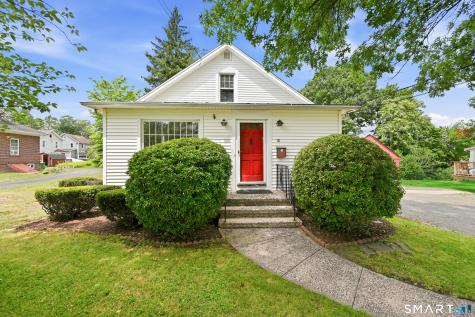 18 East Main Street Wallingford CT 06492