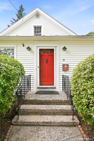 18 East Main Street Wallingford CT 06492