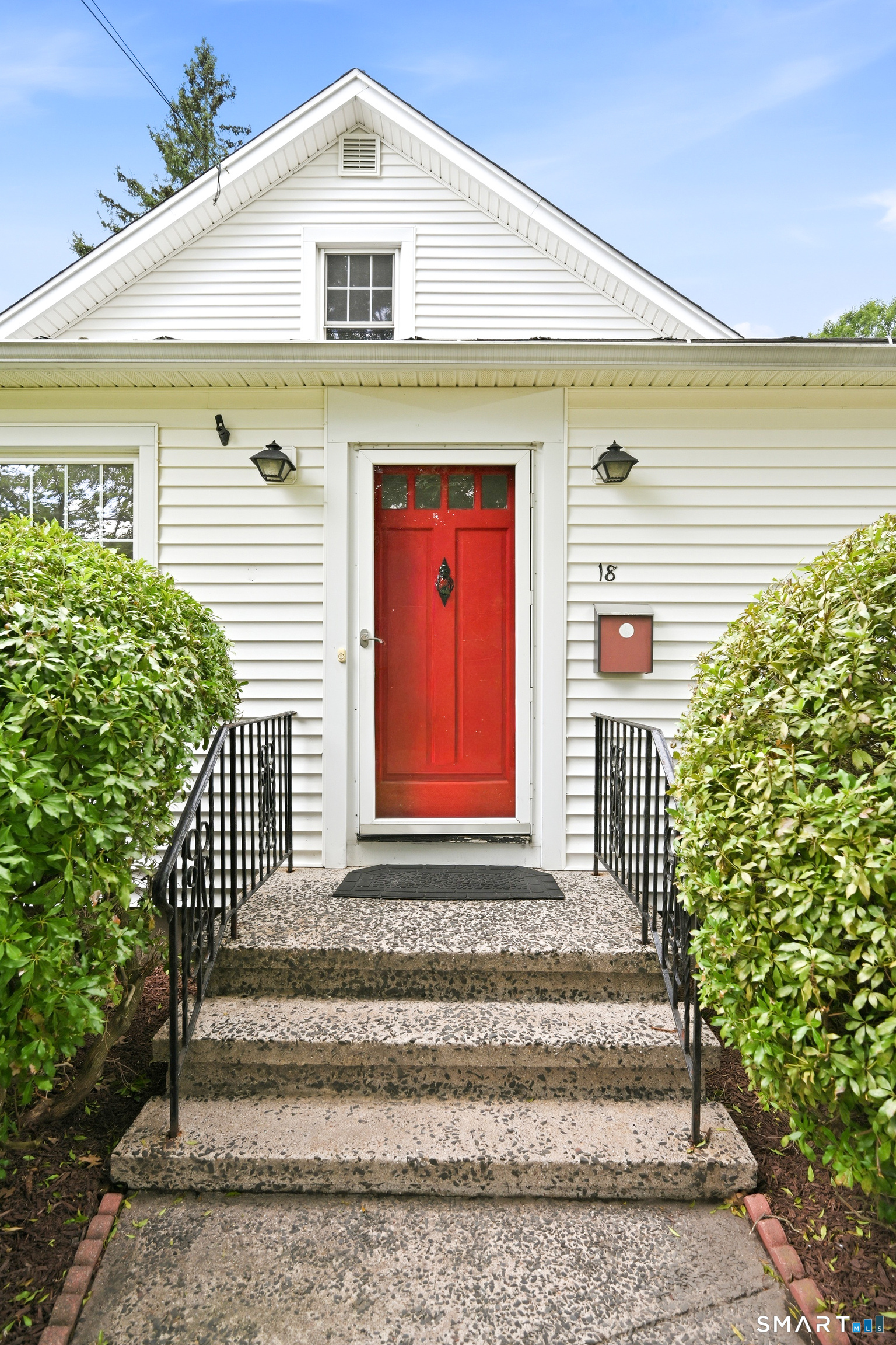 18 East Main Street Wallingford CT 06492