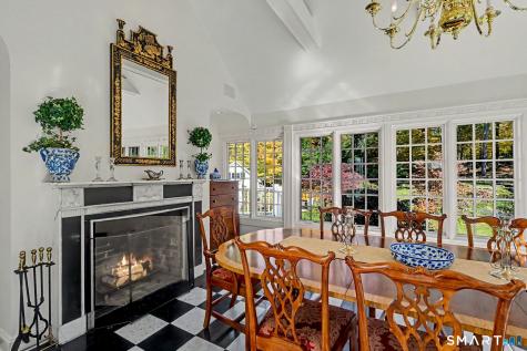 13 Lakeside Drive Stamford CT 06903