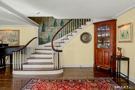 13 Lakeside Drive Stamford CT 06903