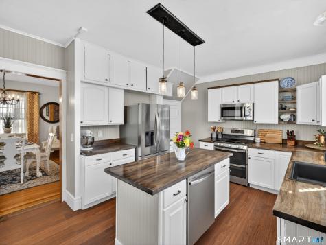 115 West Thames Street Norwich CT 06360