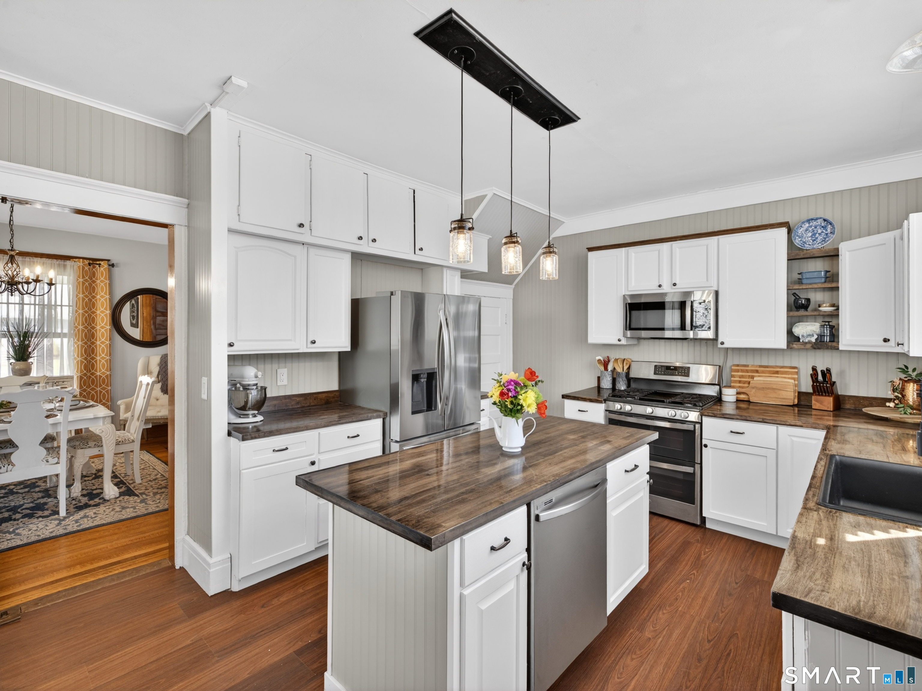 115 West Thames Street Norwich CT 06360