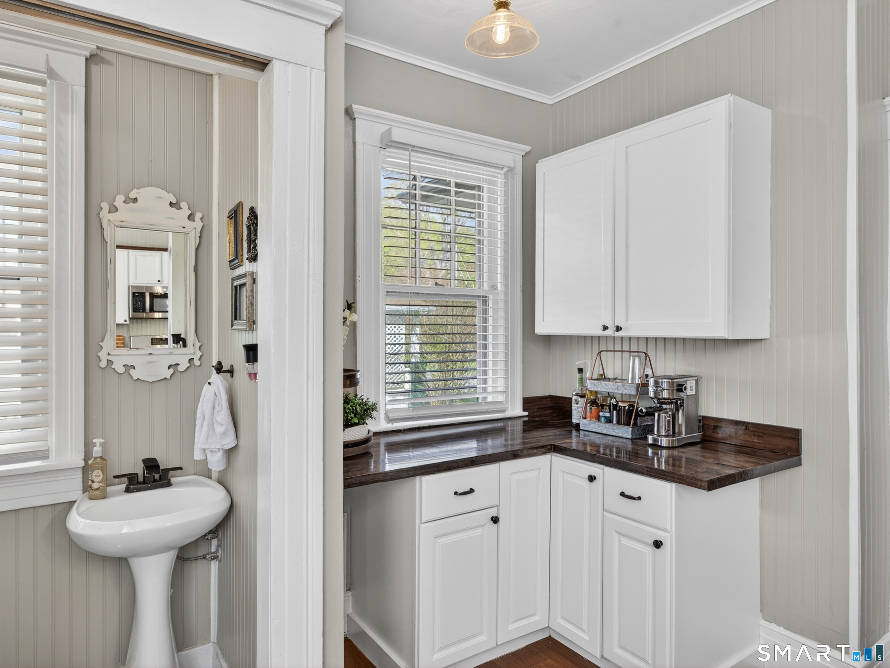 115 West Thames Street Norwich CT 06360