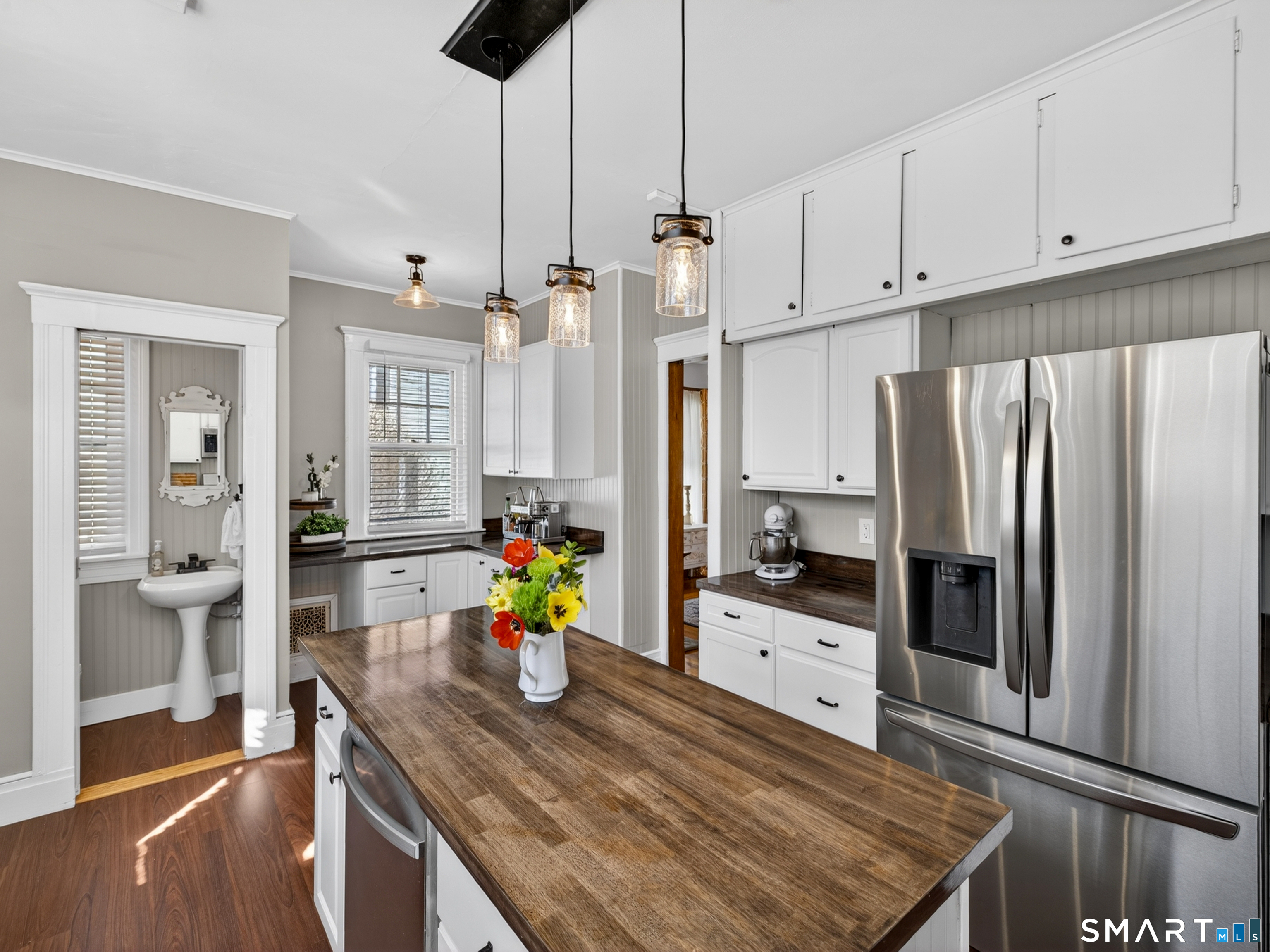 115 West Thames Street Norwich CT 06360
