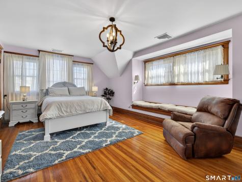 115 West Thames Street Norwich CT 06360