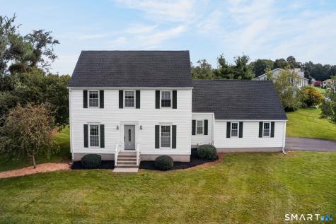 4 Huntington Ridge Road Wallingford CT 06492