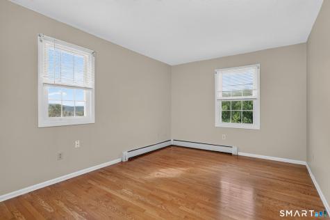 4 Huntington Ridge Road Wallingford CT 06492