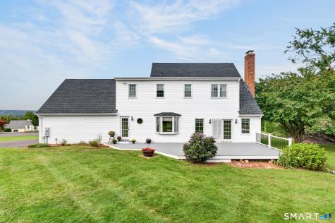 4 Huntington Ridge Road Wallingford CT 06492