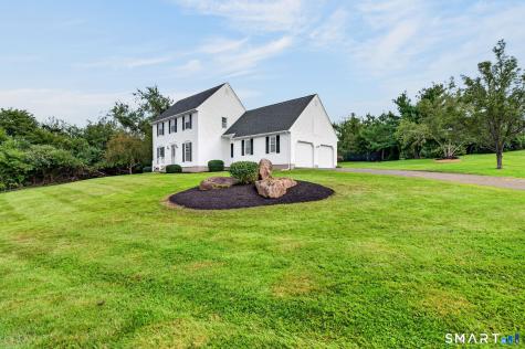 4 Huntington Ridge Road Wallingford CT 06492