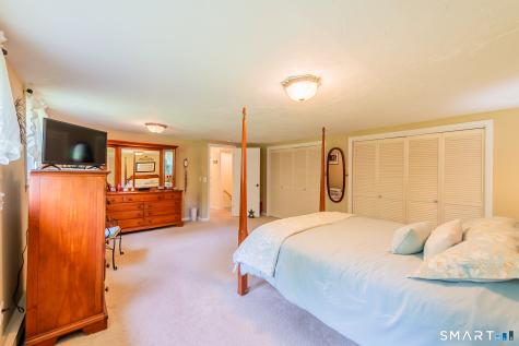 148 Pompeo Road Thompson CT 06255