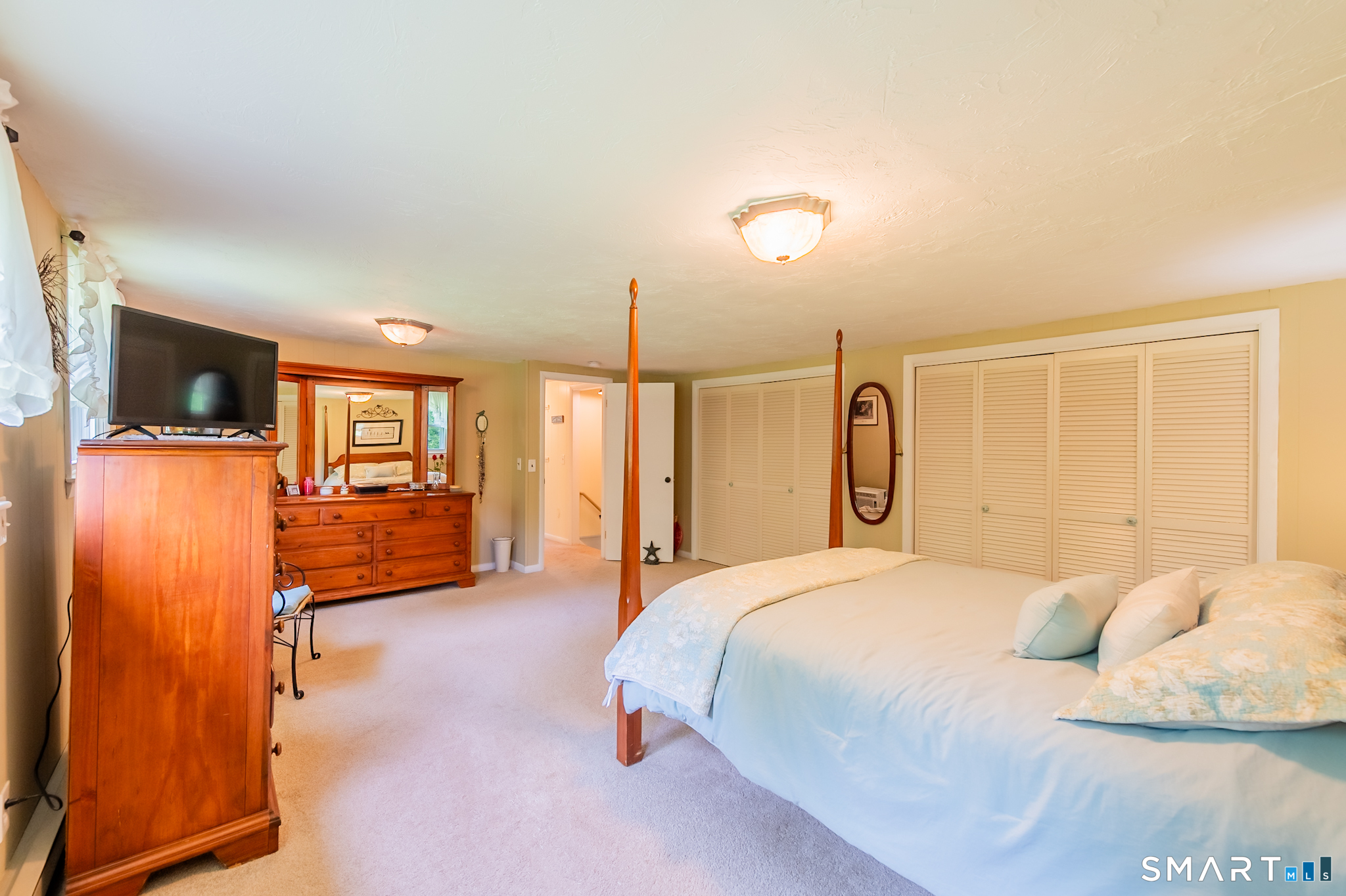 148 Pompeo Road Thompson CT 06255