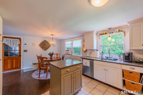 148 Pompeo Road Thompson CT 06255