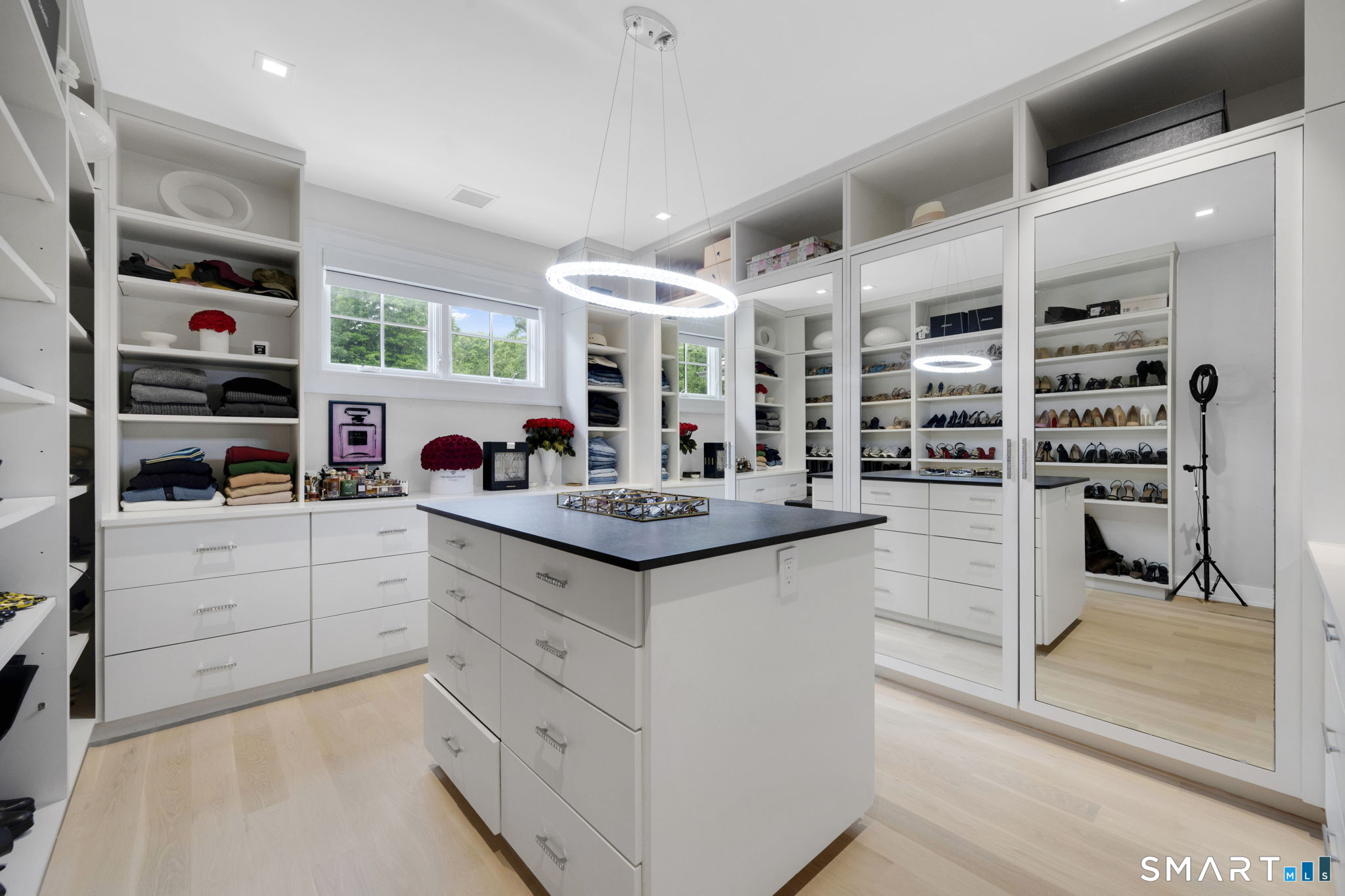 New Canaan CT 06840