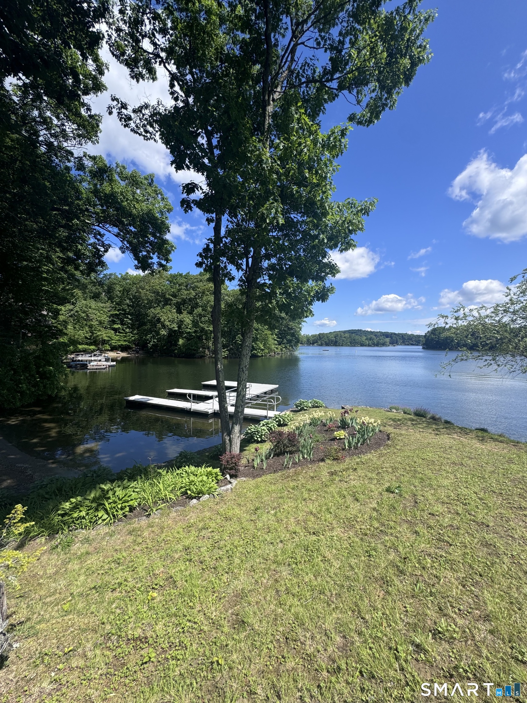 1 Oak Drive New Fairfield CT 06812