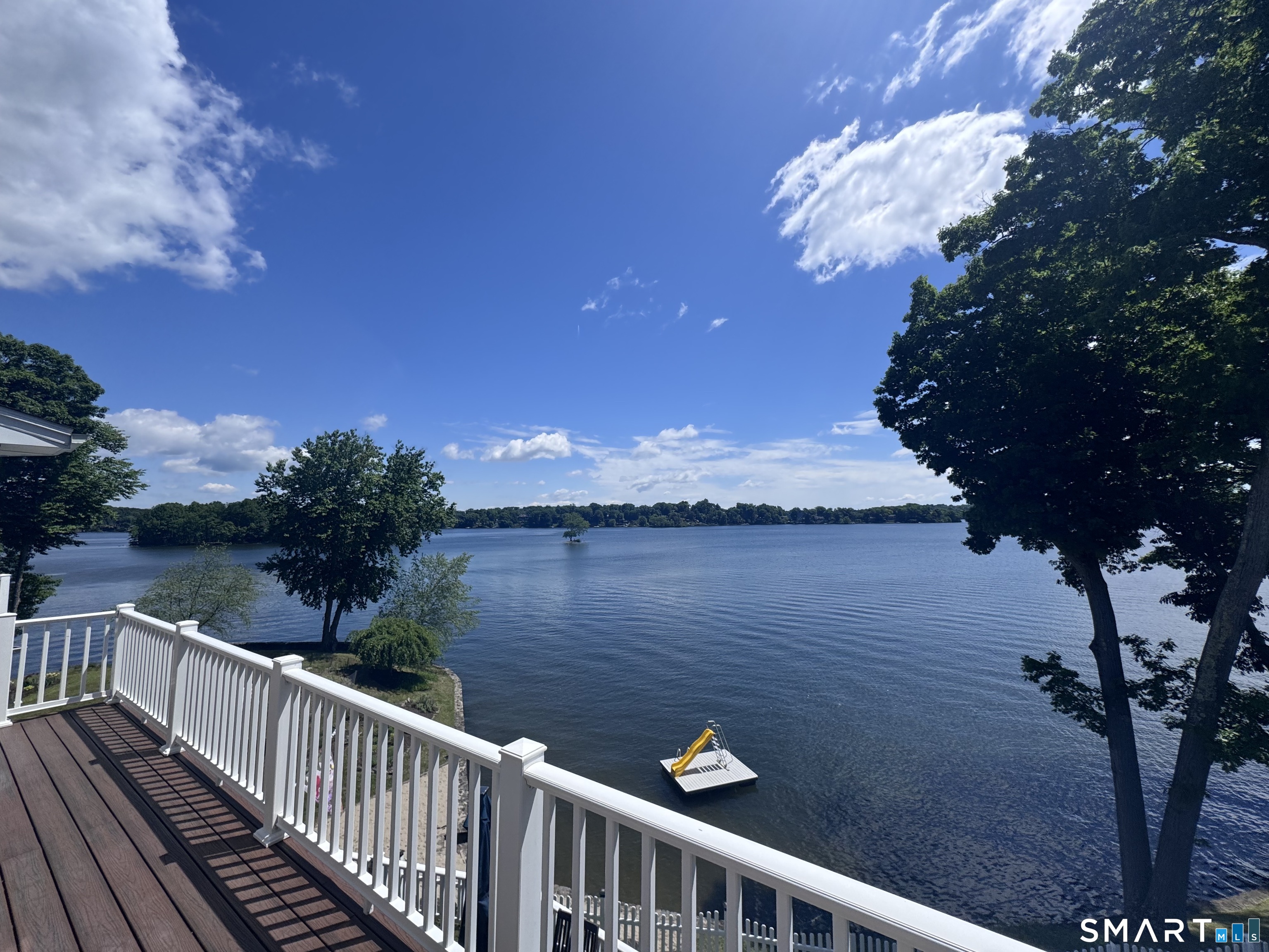 1 Oak Drive New Fairfield CT 06812