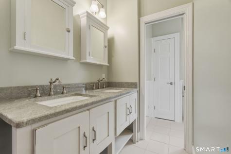 1 Oak Drive New Fairfield CT 06812