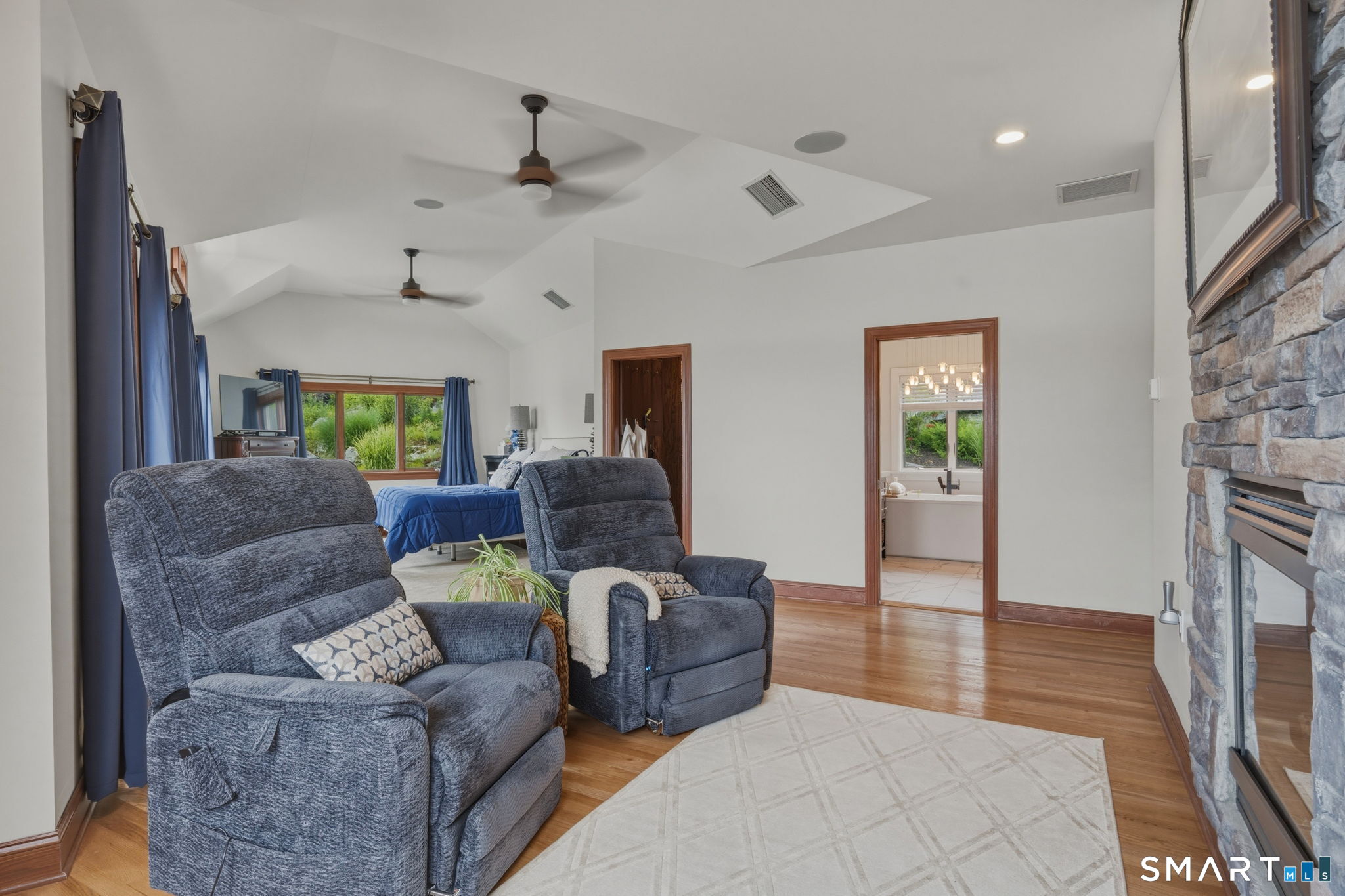 1 Oak Drive New Fairfield CT 06812
