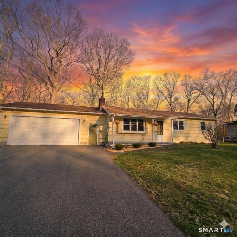 14 Cedarwood Lane Old Saybrook CT 06475