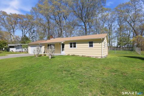 14 Cedarwood Lane Old Saybrook CT 06475