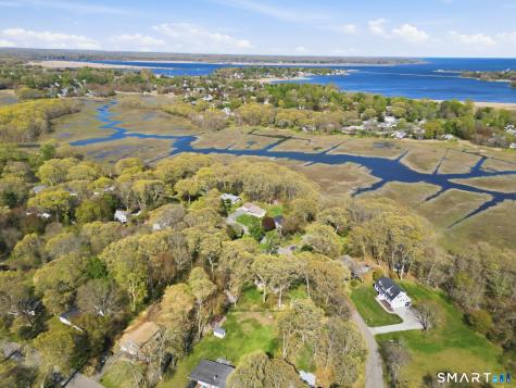 14 Cedarwood Lane Old Saybrook CT 06475