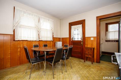 158 West Thames Street Norwich CT 06360