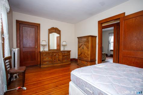 158 West Thames Street Norwich CT 06360