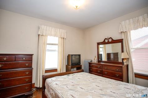 158 West Thames Street Norwich CT 06360