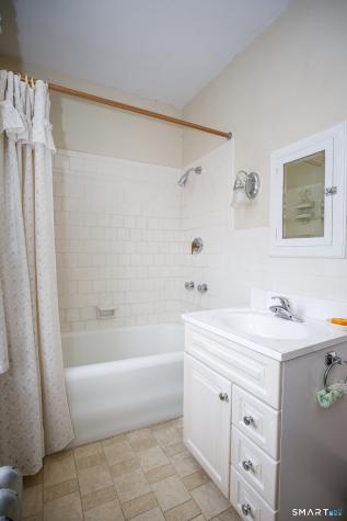 158 West Thames Street Norwich CT 06360