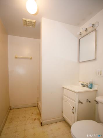 158 West Thames Street Norwich CT 06360