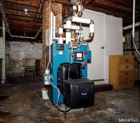 158 West Thames Street Norwich CT 06360