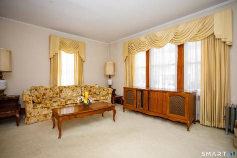 158 West Thames Street Norwich CT 06360