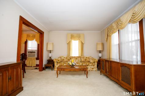 158 West Thames Street Norwich CT 06360