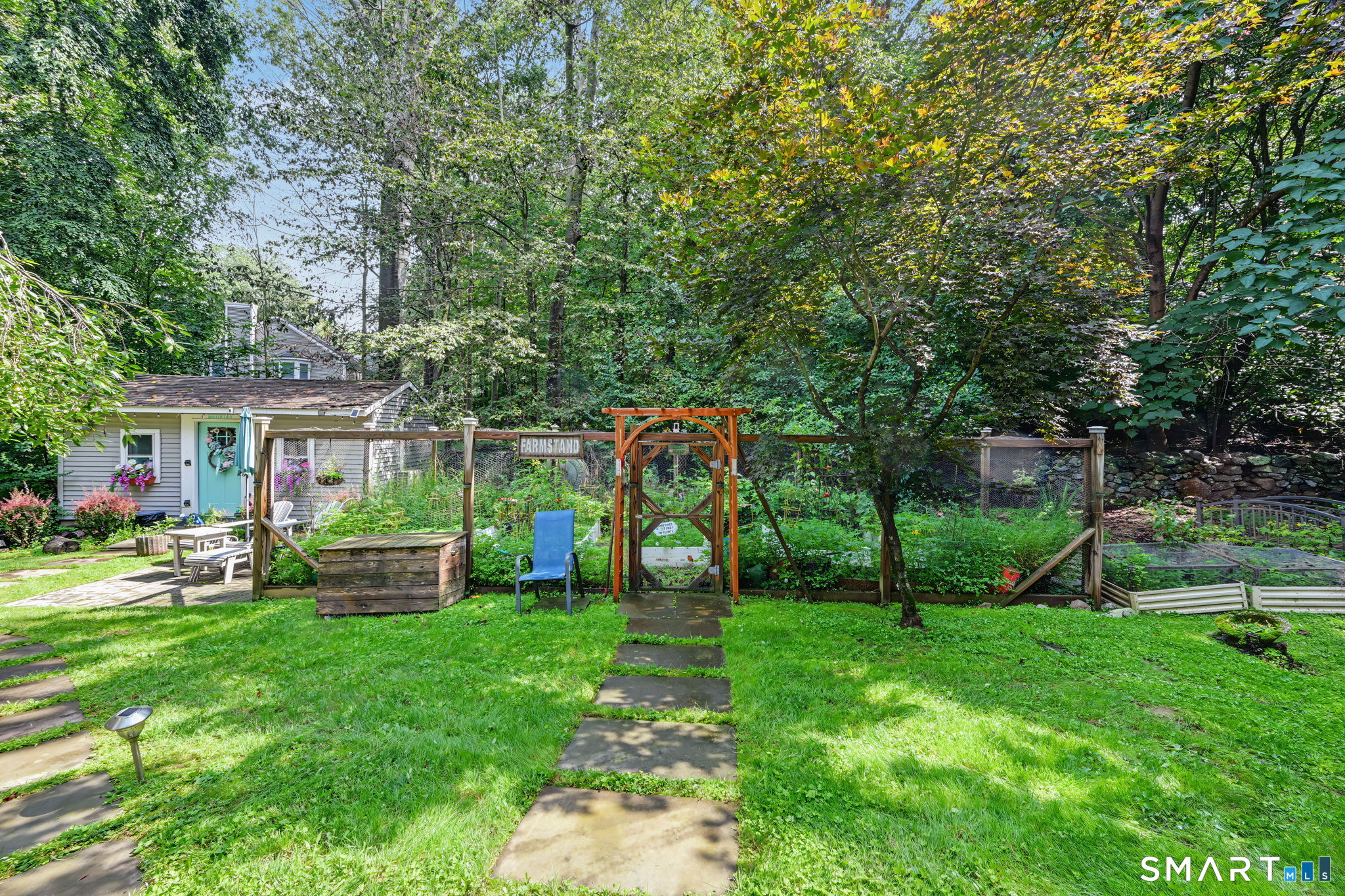 79 Cross Country Trail Stamford CT 06903