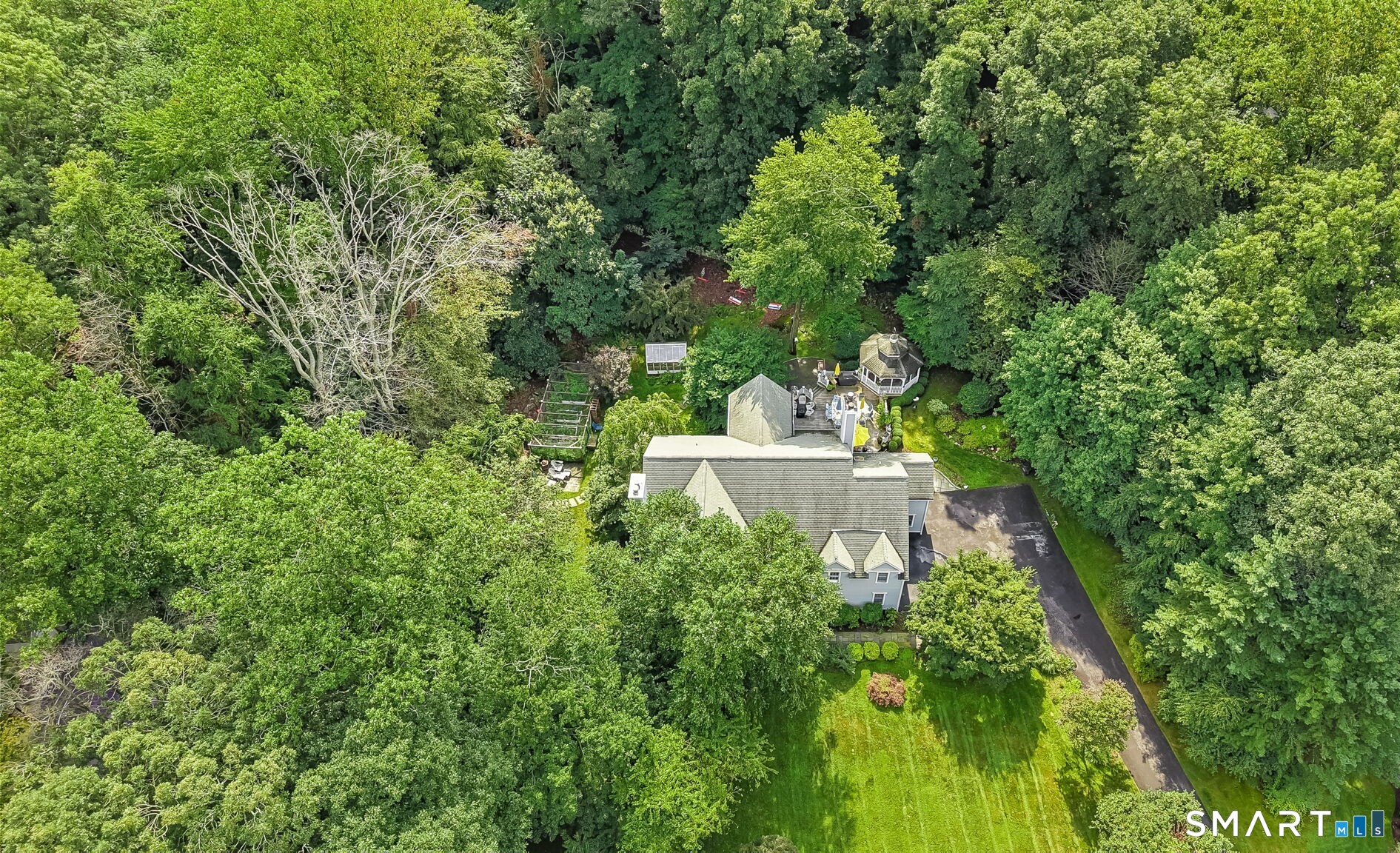 79 Cross Country Trail Stamford CT 06903
