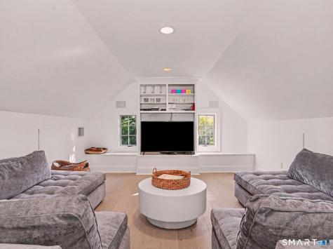 280 Mill Hill Road Fairfield CT 06890