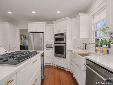 280 Mill Hill Road Fairfield CT 06890