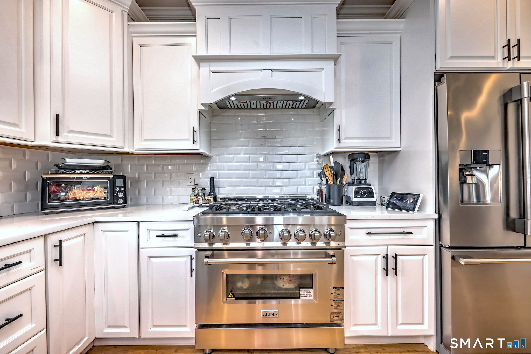 7 Luisa Court Branford CT 06405