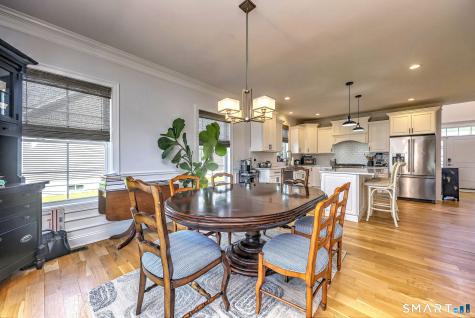 7 Luisa Court Branford CT 06405